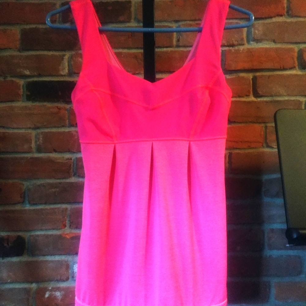 Lulu Lemon adjustable workout tank